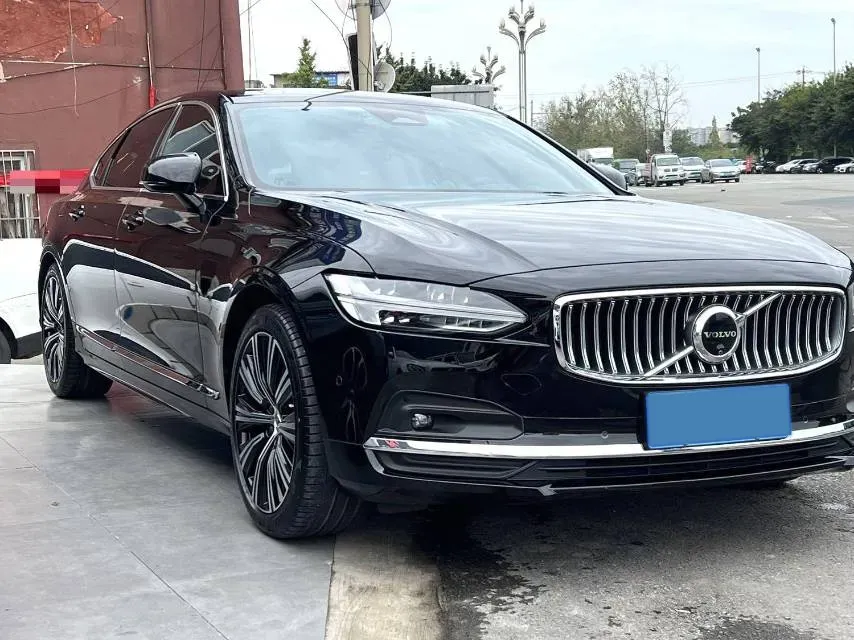 2024 Volvo S90 2.0T 250HP L4 8AT,autocango,china used car exporter,china ev exporter,chinese used car exporter,chinese used ev exporter