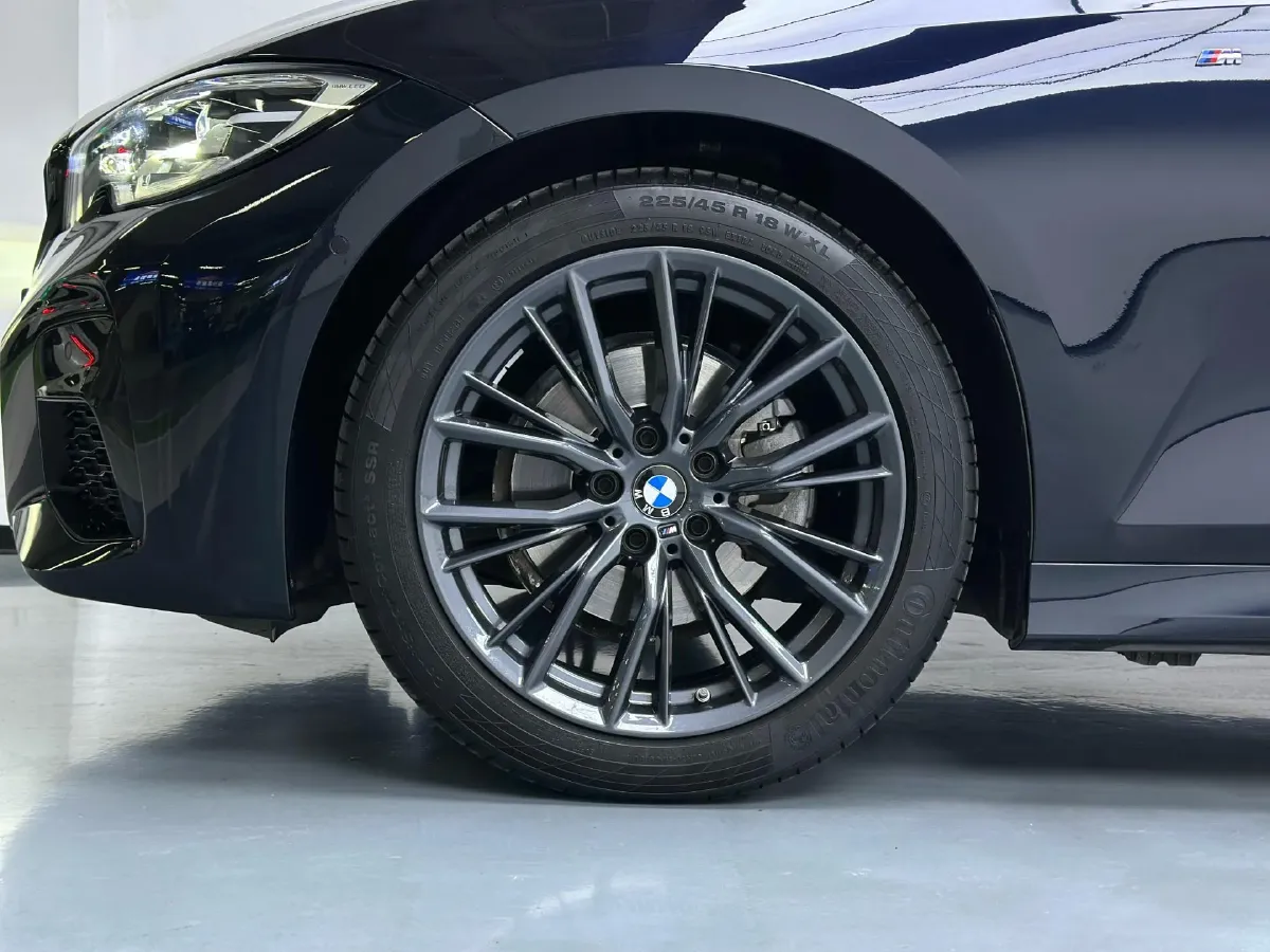 2020 BMW 3 Series 2.0T 184HP L4 8AT,autocango,china used car exporter,china ev exporter,chinese used car exporter,chinese used ev exporter