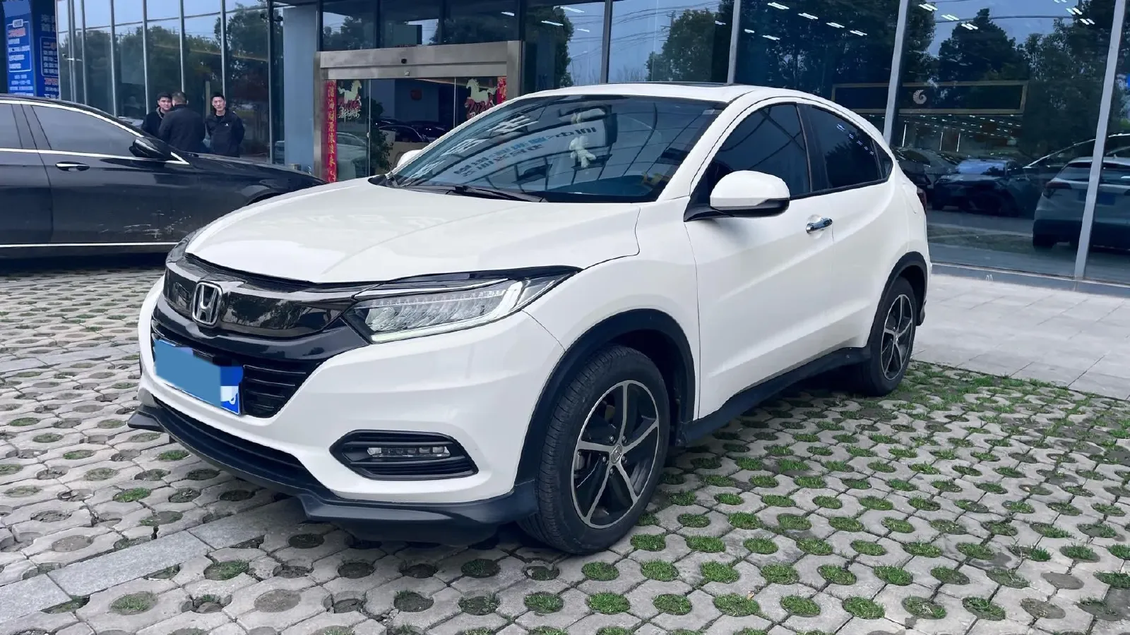 2022 Honda Vezel 1.5L 131HP L4 CVT,autocango,china used car exporter,china ev exporter,chinese used car exporter,chinese used ev exporter