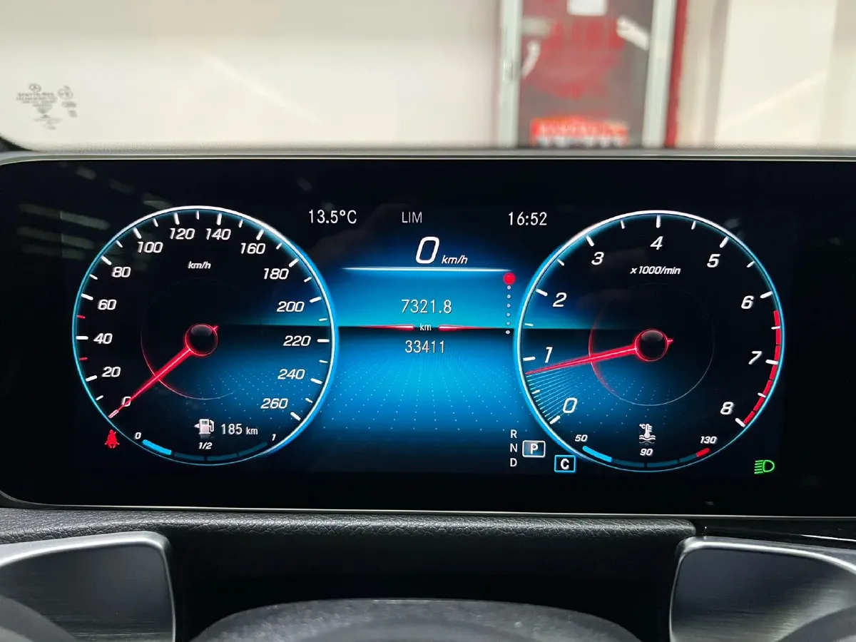 2020 Mercedes-Benz GLB Class 1.3T 136HP L4 7DCT,autocango,china used car exporter,china ev exporter,chinese used car exporter,chinese used ev exporter