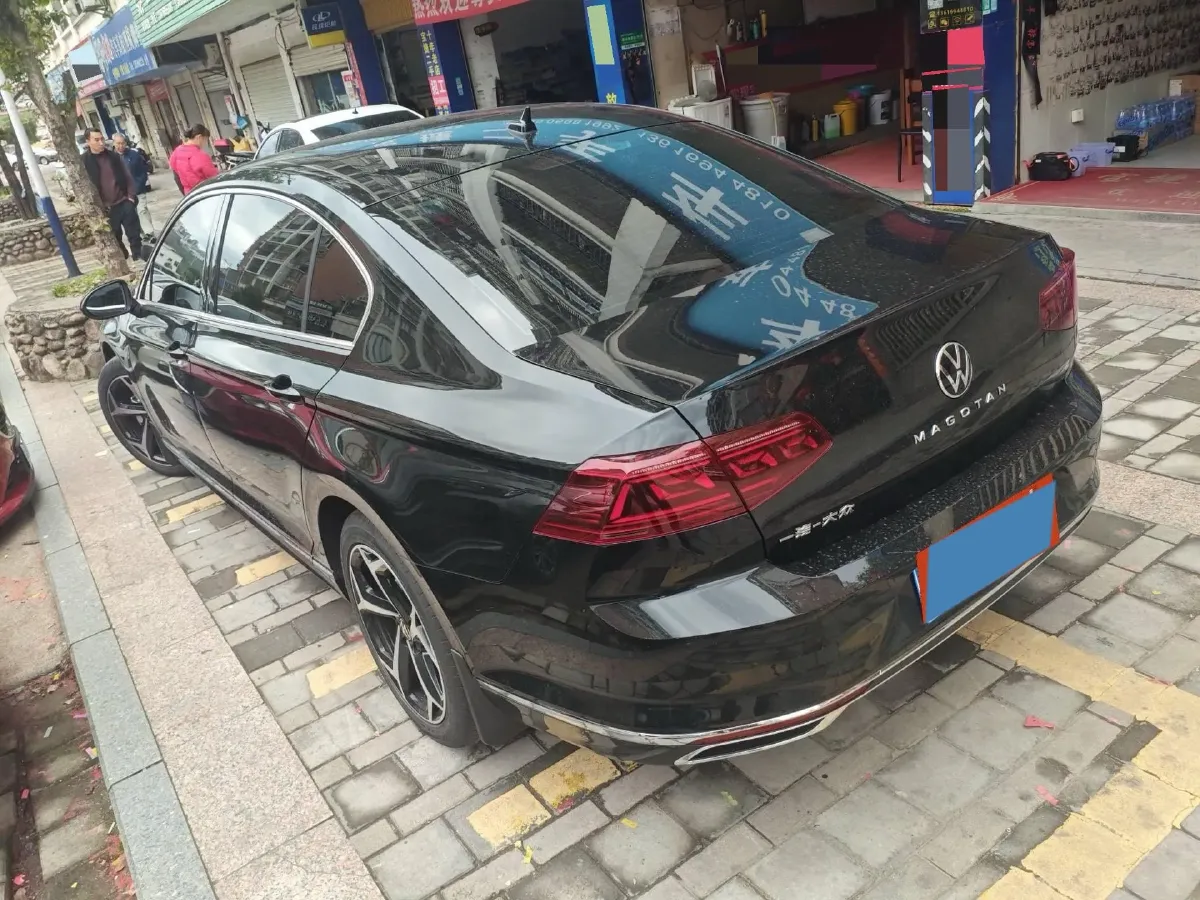 2025 Volkswagen Magotan 1.4T 150HP L4 7DCT,autocango,china used car exporter,china ev exporter,chinese used car exporter,chinese used ev exporter