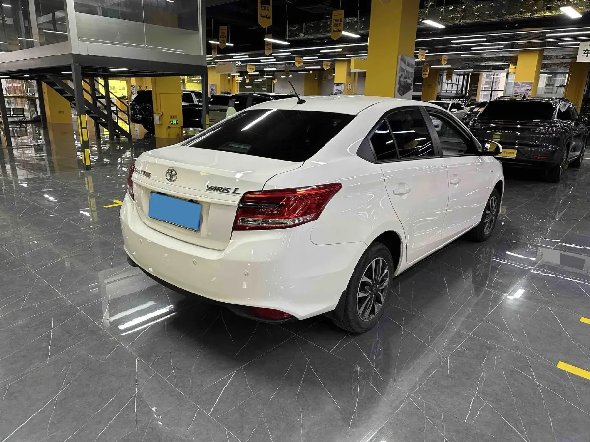 2022 Toyota Yaris L 1.5L 112HP L4 CVT,autocango,china used car exporter,china ev exporter,chinese used car exporter,chinese used ev exporter