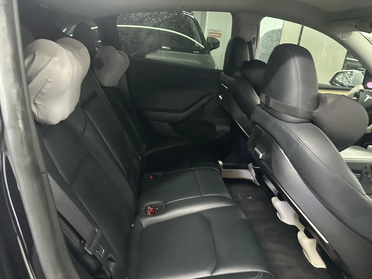 2022 Tesla Model Y BEV 60KWH,autocango,china used car exporter,china ev exporter,chinese used car exporter,chinese used ev exporter