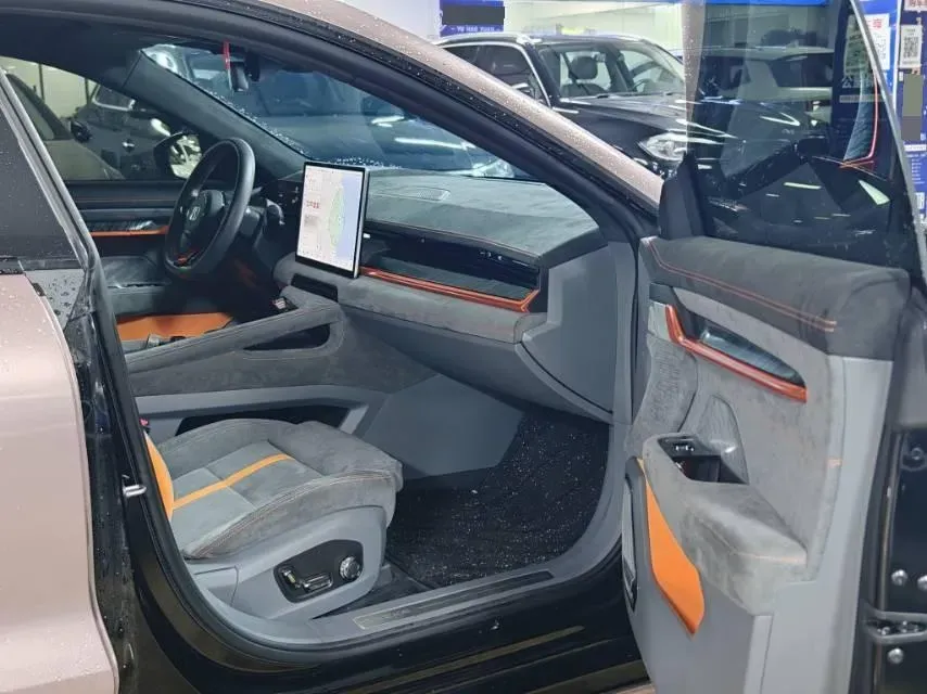 2023 Zeekr 001 BEV 100KWH,autocango,china used car exporter,china ev exporter,chinese used car exporter,chinese used ev exporter