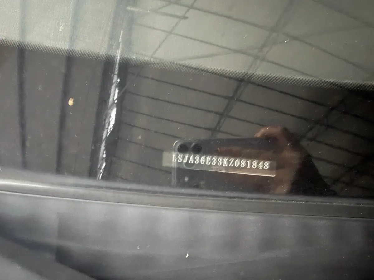 2019 Roewe i5 1.5L 120HP L4 CVT,autocango,china used car exporter,china ev exporter,chinese used car exporter,chinese used ev exporter