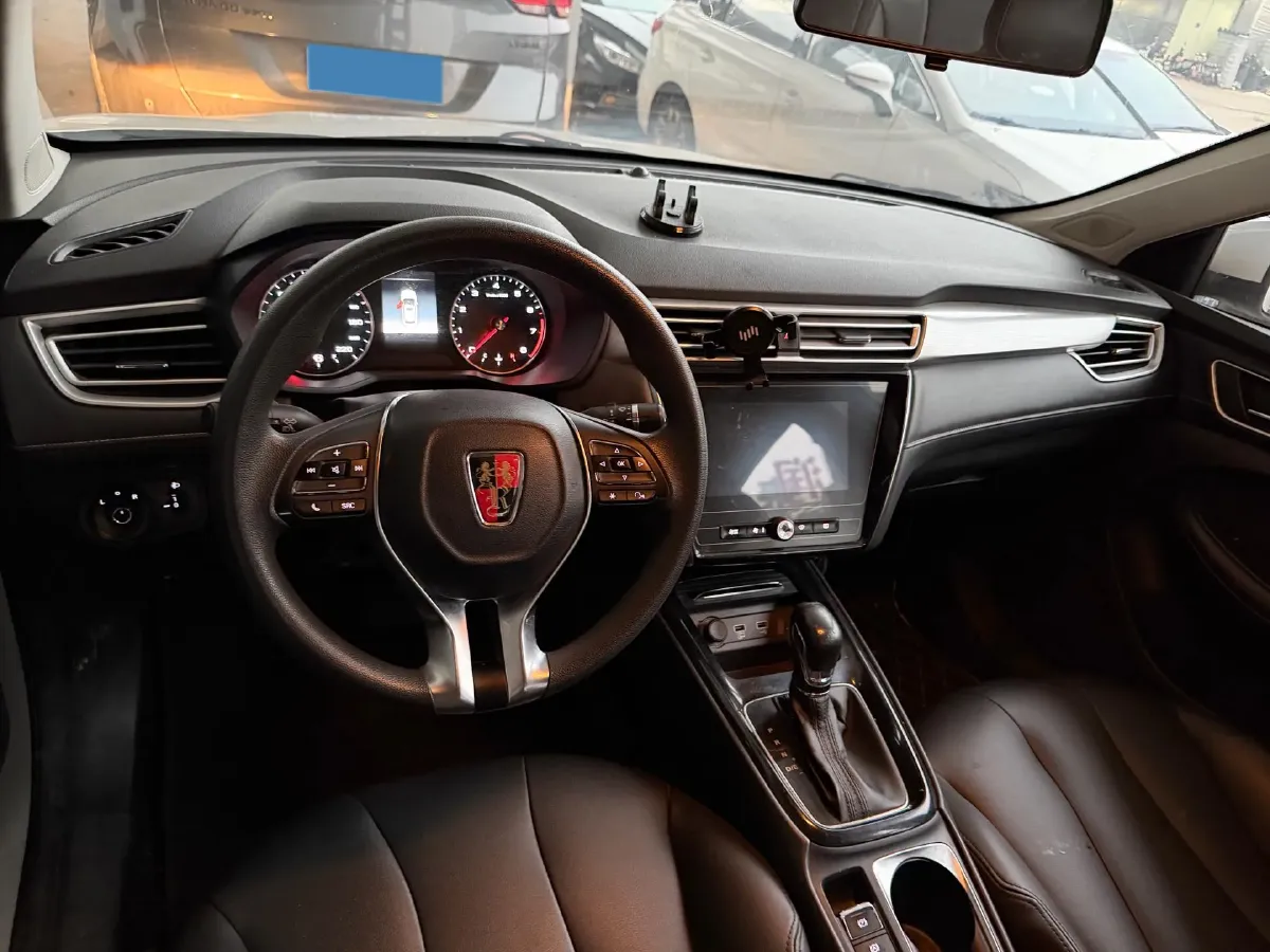 2019 Roewe i5 1.5L 120HP L4 CVT,autocango,china used car exporter,china ev exporter,chinese used car exporter,chinese used ev exporter