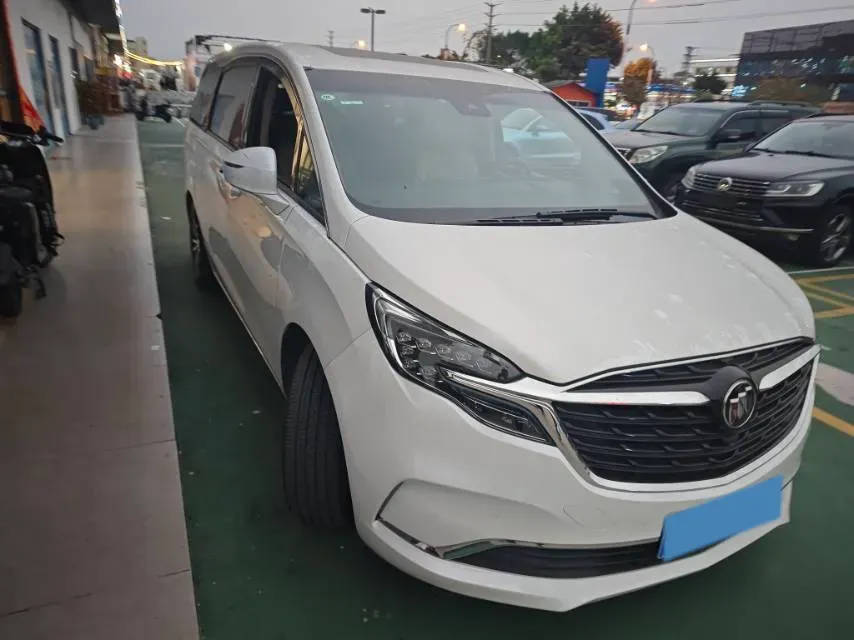 2021 Buick GL8 2.0T 237HP L4 9AT,autocango,china used car exporter,china ev exporter,chinese used car exporter,chinese used ev exporter