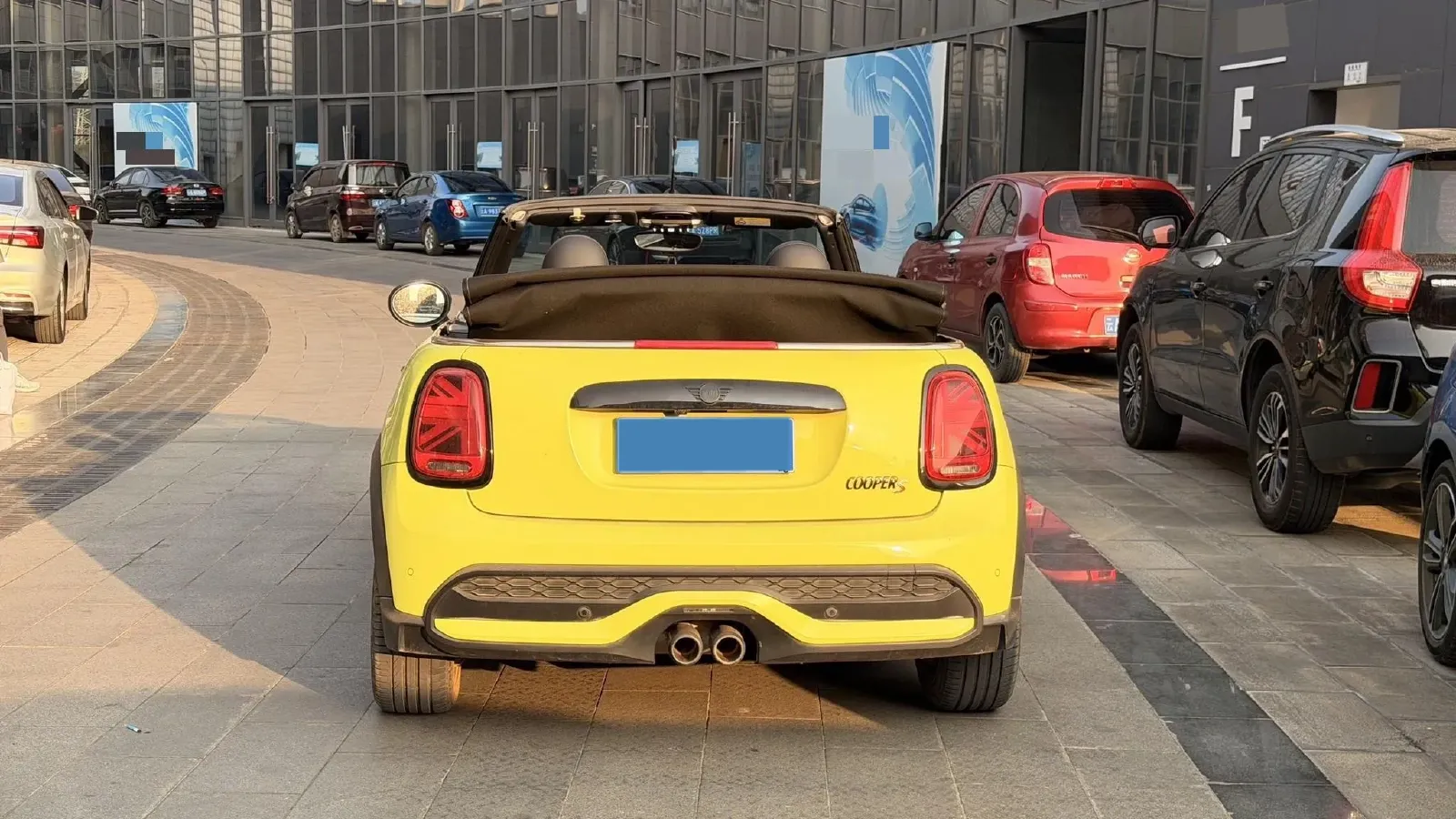 2022 MINI MINI 2.0T 192HP L4 7DCT,autocango,china used car exporter,china ev exporter,chinese used car exporter,chinese used ev exporter