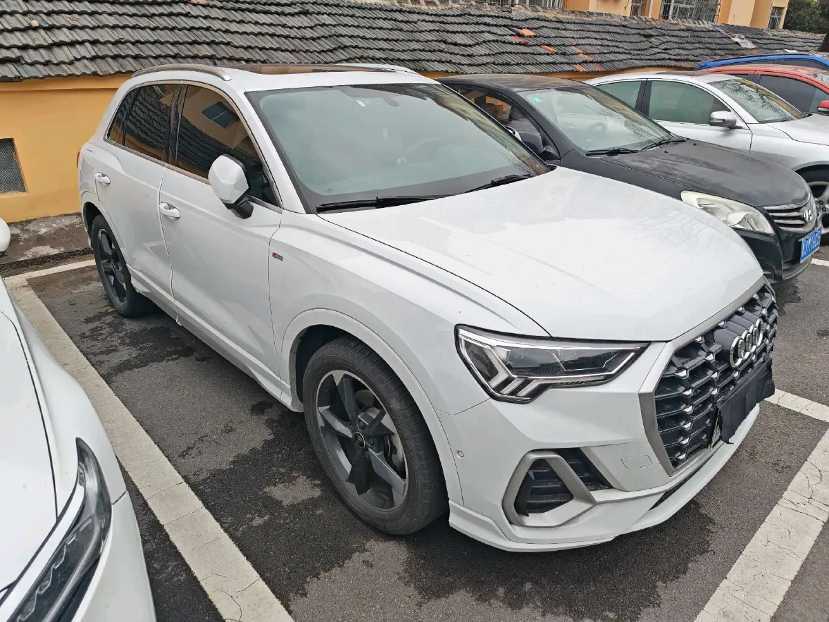 2022 Audi Q3 1.4T 150HP L4 7DCT,autocango,china used car exporter,china ev exporter,chinese used car exporter,chinese used ev exporter