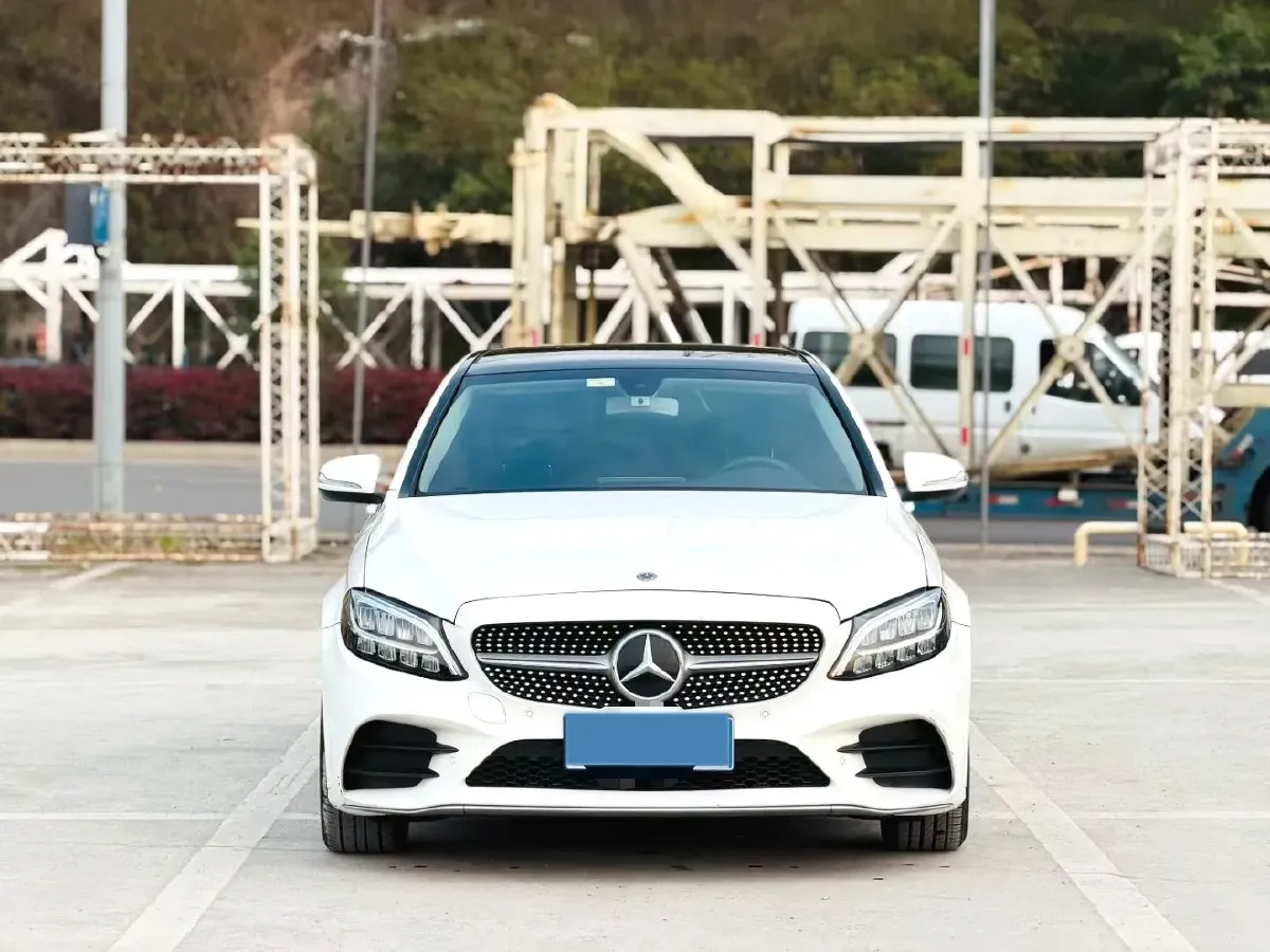 2020 Mercedes-Benz C Class 1.5T 184HP L4 9AT,autocango,china used car exporter,china ev exporter,chinese used car exporter,chinese used ev exporter