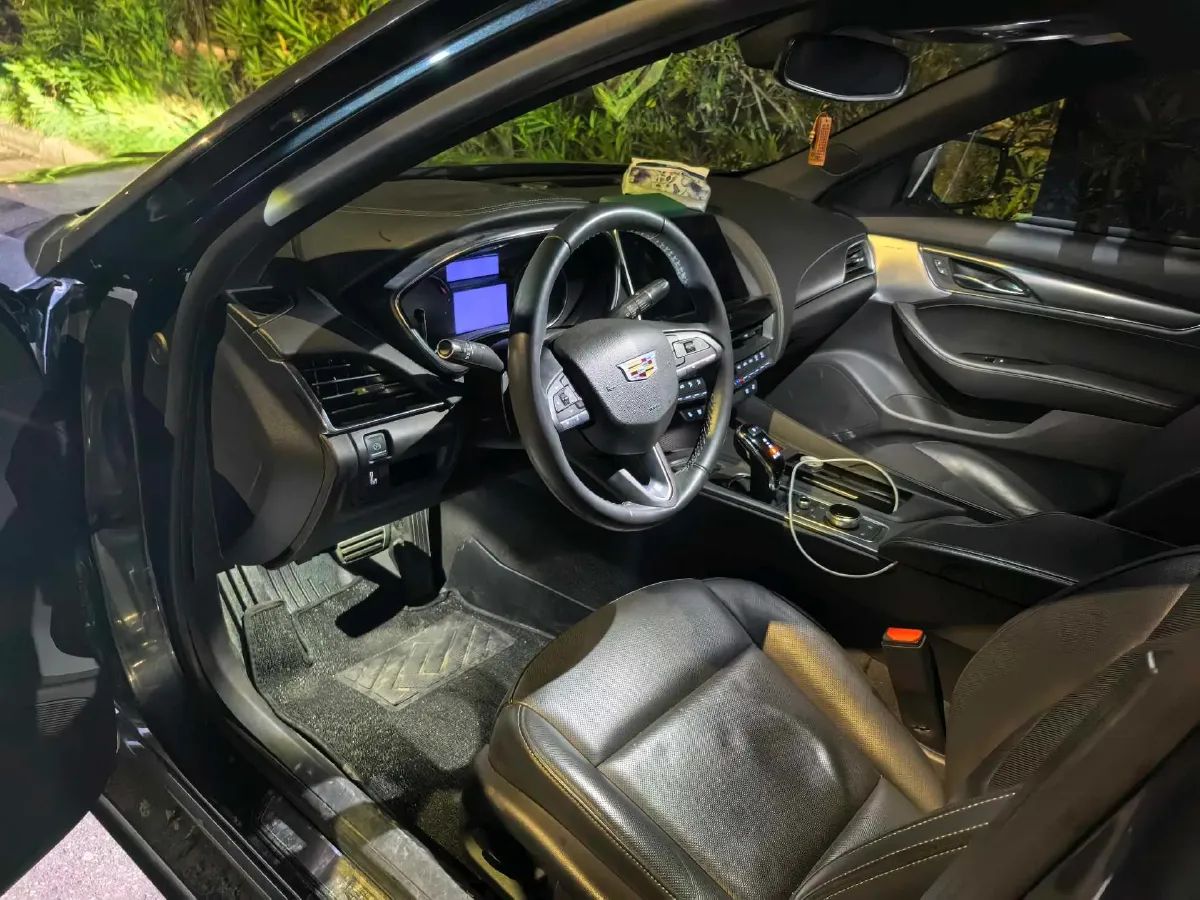 2022 Cadillac CT5 2.0T 237HP L4 10AT,autocango,china used car exporter,china ev exporter,chinese used car exporter,chinese used ev exporter