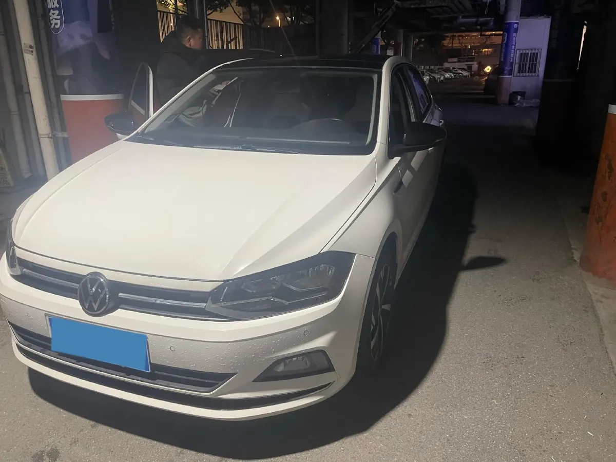 2023 Volkswagen Polo 1.5L 113HP L4 6AT,autocango,china used car exporter,china ev exporter,chinese used car exporter,chinese used ev exporter
