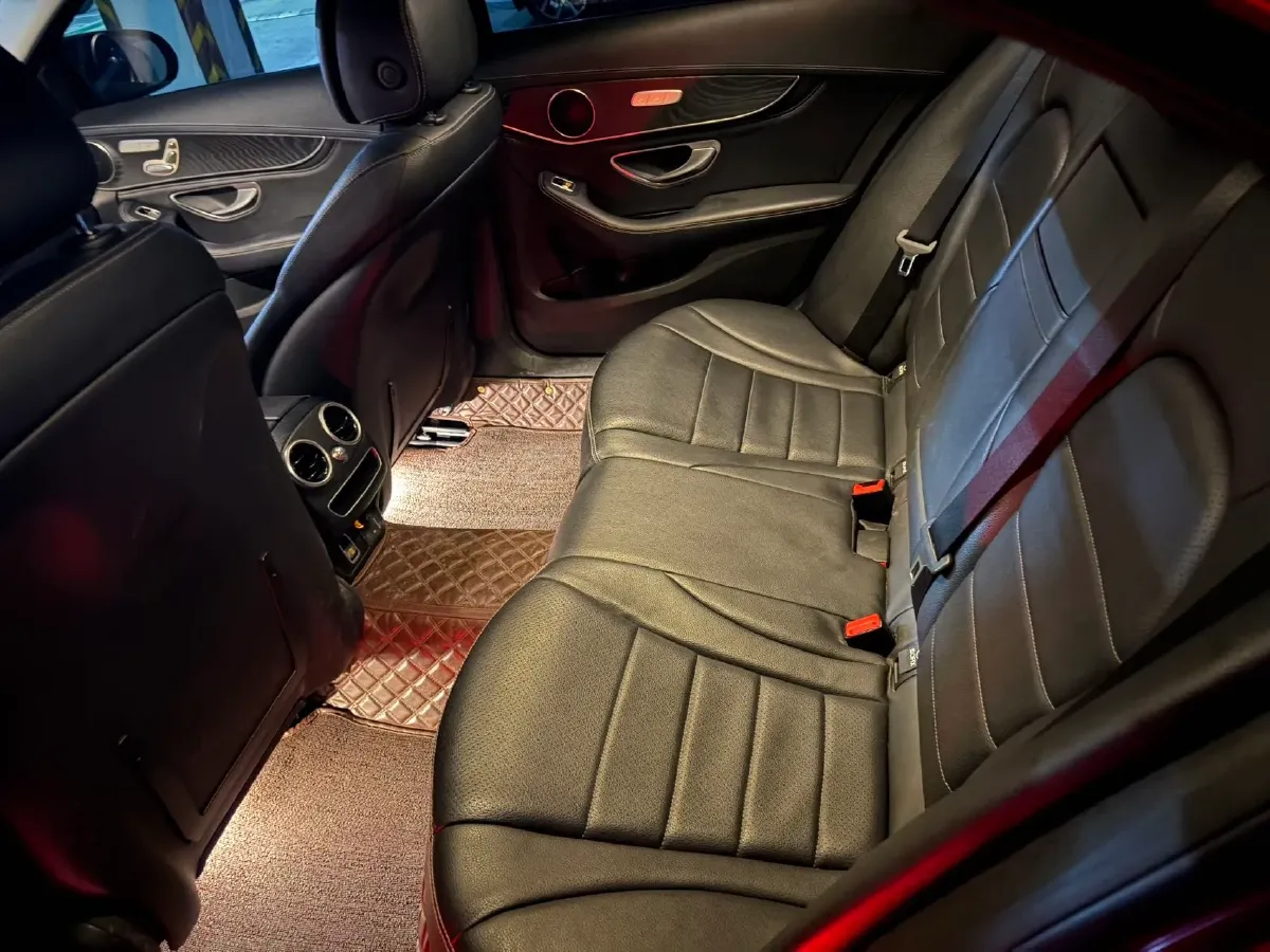 2020 Mercedes-Benz C Class 1.5T 184HP L4 9AT,autocango,china used car exporter,china ev exporter,chinese used car exporter,chinese used ev exporter