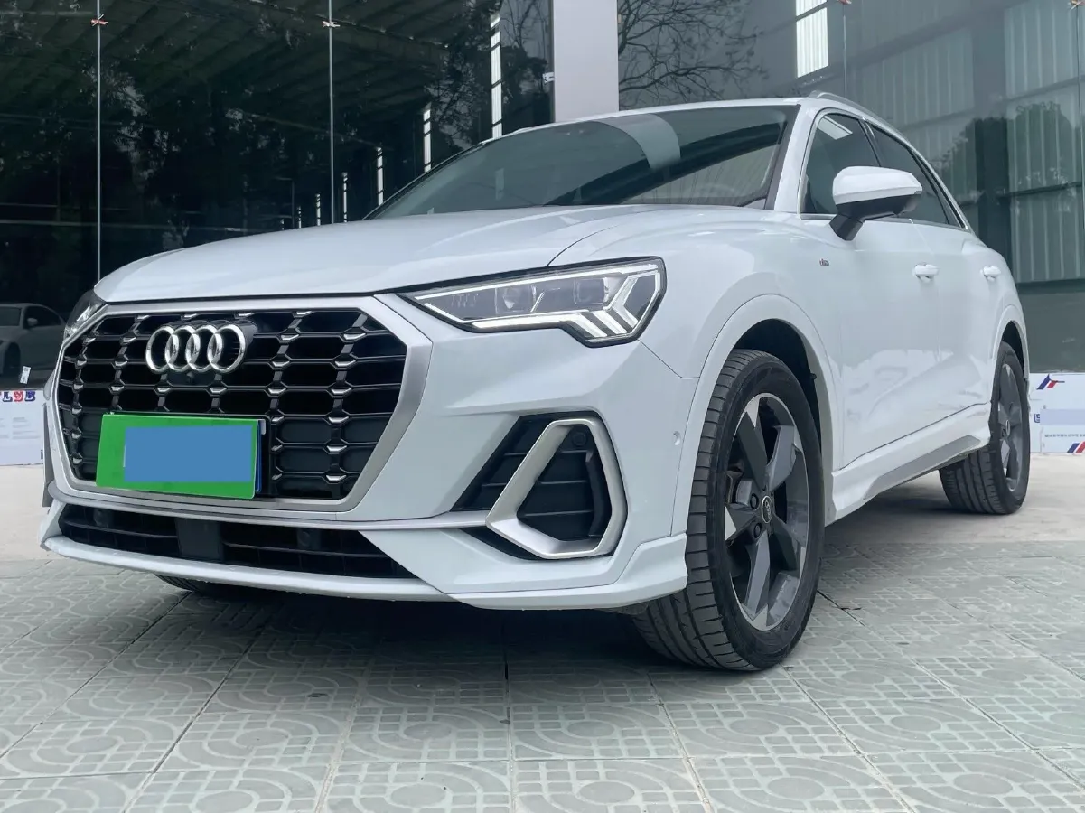 2021 Audi Q3 1.4T 150HP L4 7DCT,autocango,china used car exporter,china ev exporter,chinese used car exporter,chinese used ev exporter