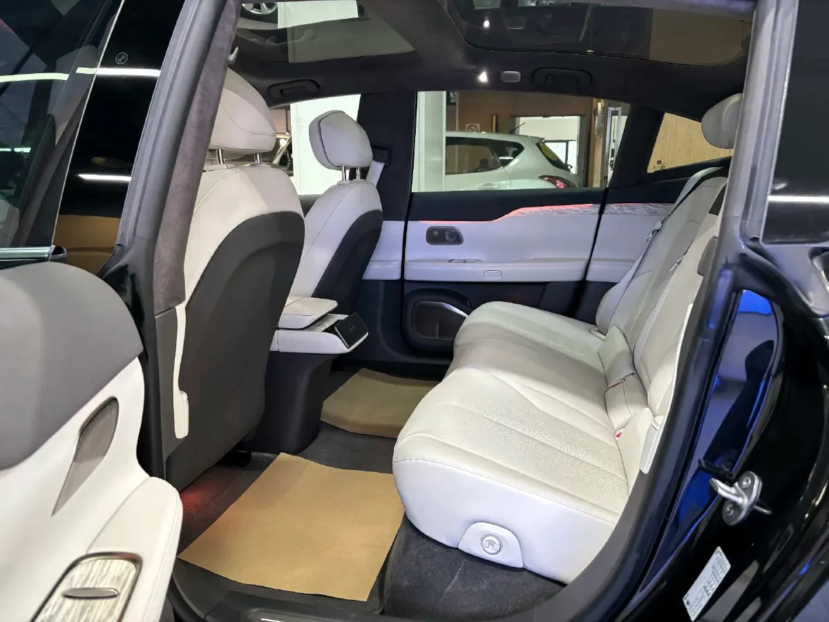 2022 JunTian HeiWuShi Youth 2.0T 203HP L4 6AT,autocango,china used car exporter,china ev exporter,chinese used car exporter,chinese used ev exporter