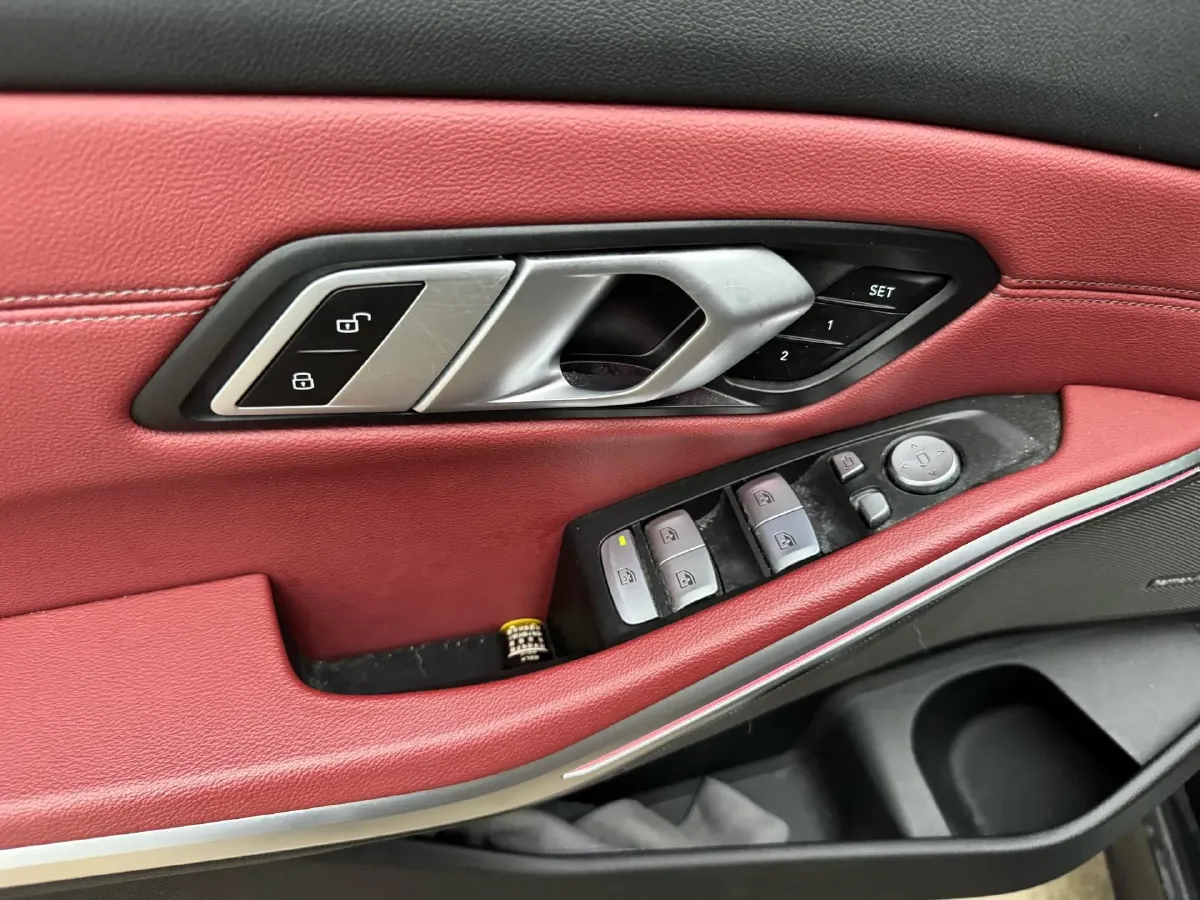 2023 BMW 3 Series 2.0T 184HP L4 8AT,autocango,china used car exporter,china ev exporter,chinese used car exporter,chinese used ev exporter