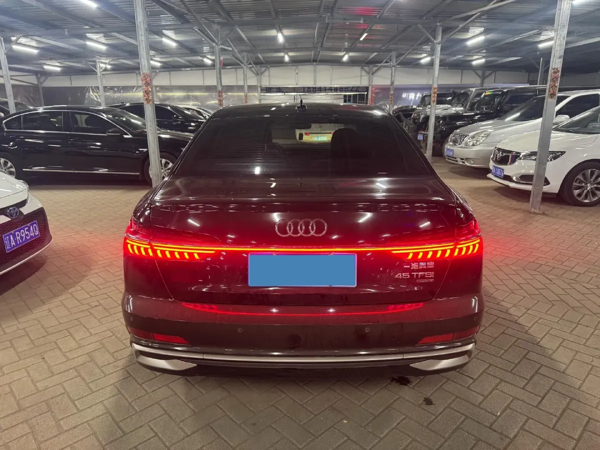 2023 Audi A6L 2.0T 190HP L4 7DCT,autocango,china used car exporter,china ev exporter,chinese used car exporter,chinese used ev exporter
