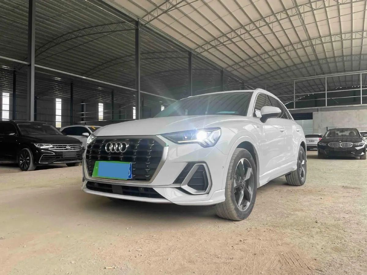 2022 Audi Q3 1.4T 150HP L4 7DCT,autocango,china used car exporter,china ev exporter,chinese used car exporter,chinese used ev exporter