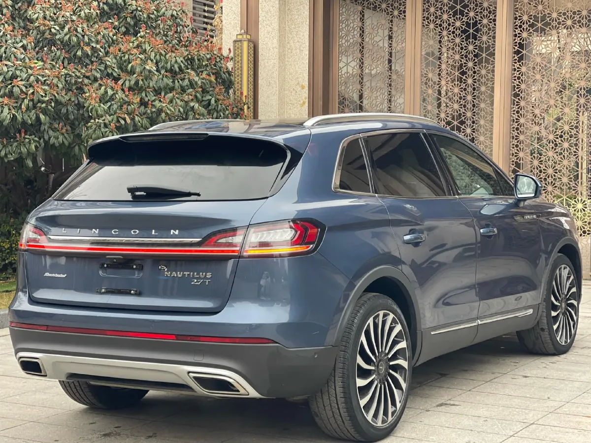 2021 Lincoln Nautilus 2.7T 322HP V6 8AT,autocango,china used car exporter,china ev exporter,chinese used car exporter,chinese used ev exporter