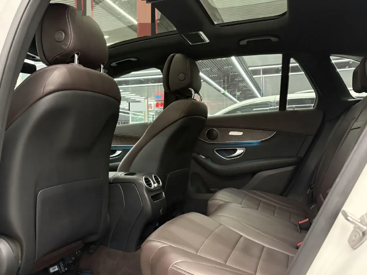 2020 Mercedes-Benz GLC Class 2.0T 197HP L4 9AT,autocango,china used car exporter,china ev exporter,chinese used car exporter,chinese used ev exporter