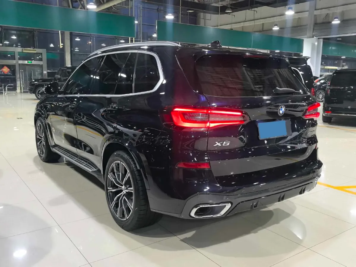2021 BMW X5 2.0T 265HP L4 8AT,autocango,china used car exporter,china ev exporter,chinese used car exporter,chinese used ev exporter