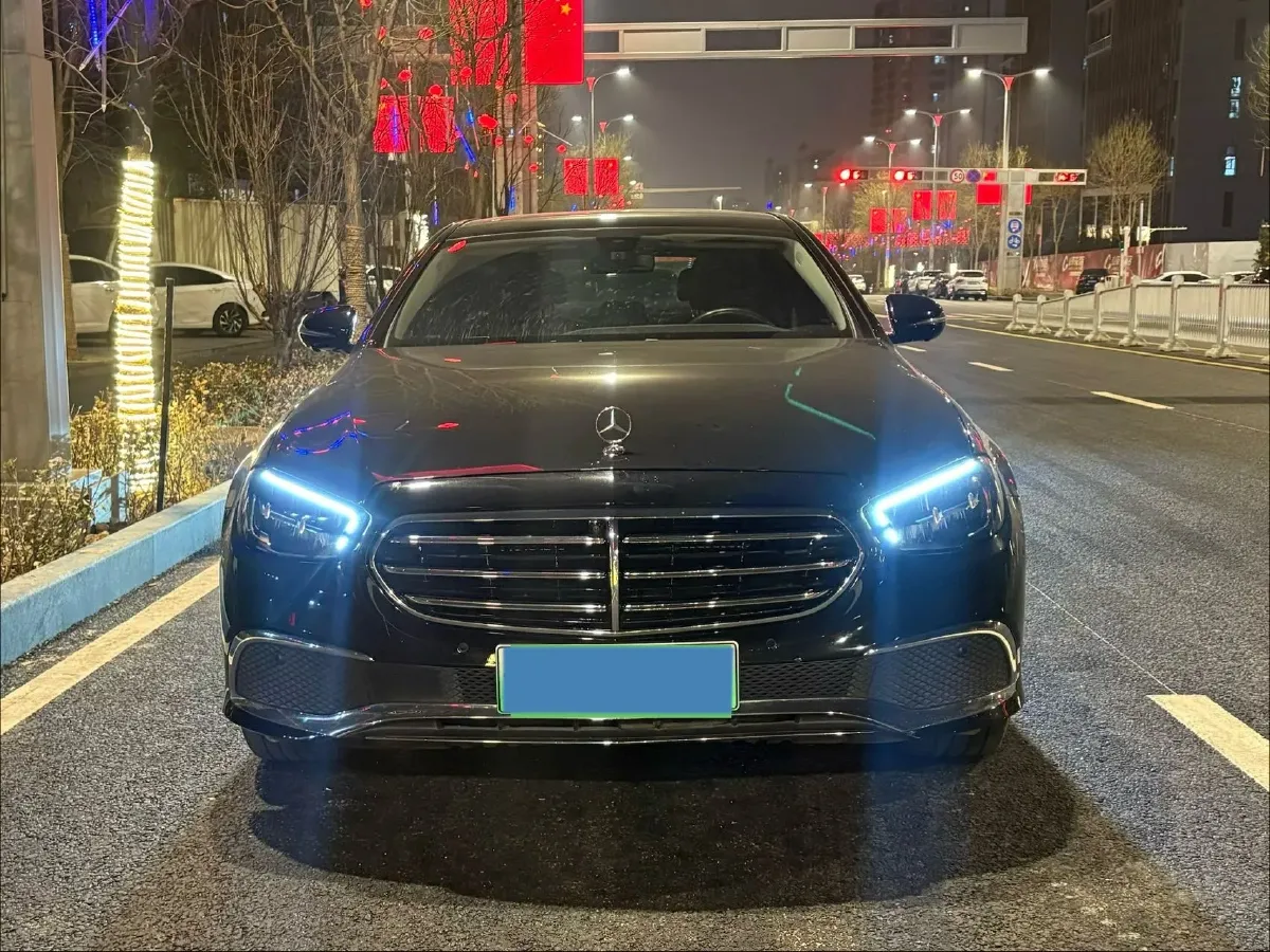 2022 Mercedes-Benz E Class 2.0T 211HP L4 9AT PHEV 25.4KWH,autocango,china used car exporter,china ev exporter,chinese used car exporter,chinese used ev exporter