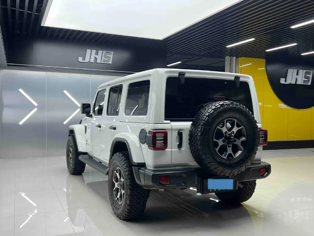 2021 Mercedes-Benz E Class 2.0T 258HP L4 9AT,autocango,china used car exporter,china ev exporter,chinese used car exporter,chinese used ev exporter