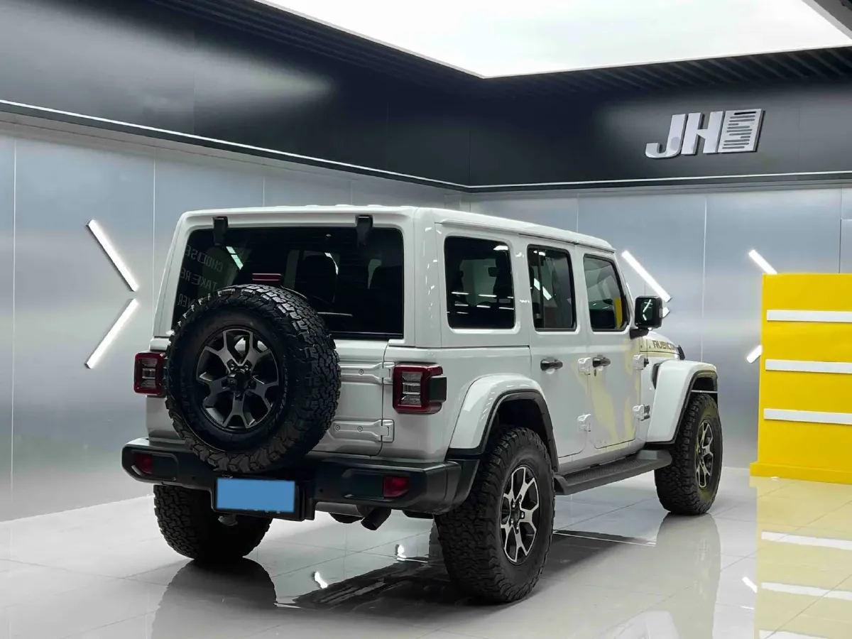 2021 Mercedes-Benz E Class 2.0T 258HP L4 9AT,autocango,china used car exporter,china ev exporter,chinese used car exporter,chinese used ev exporter