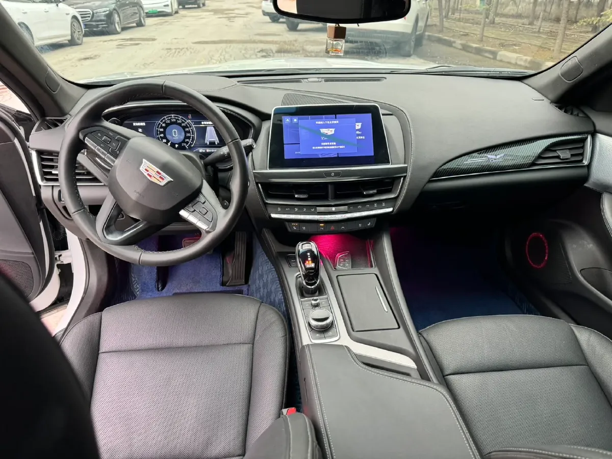 2023 Cadillac CT5 2.0T 237HP L4 10AT,autocango,china used car exporter,china ev exporter,chinese used car exporter,chinese used ev exporter