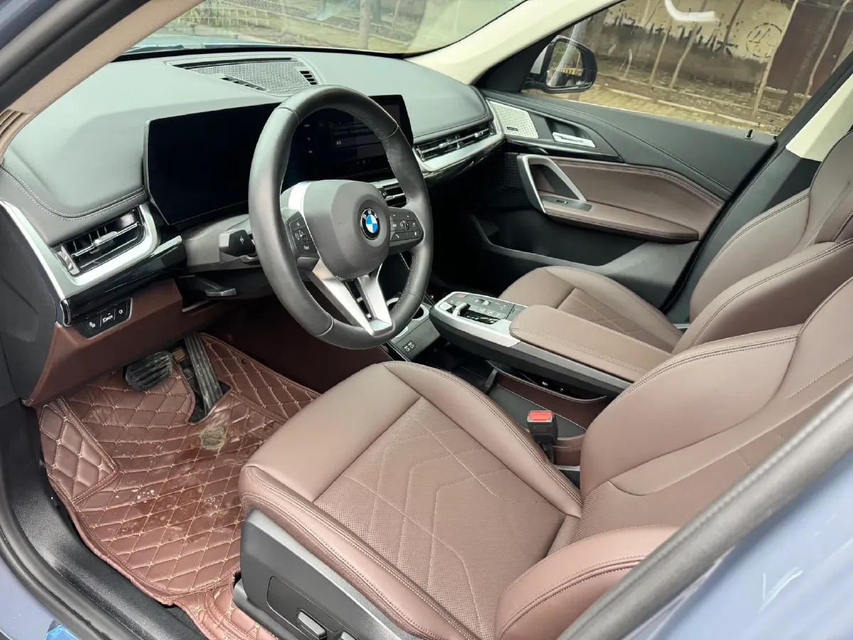 2024 BMW X1 2.0T 204HP L4 7DCT,autocango,china used car exporter,china ev exporter,chinese used car exporter,chinese used ev exporter