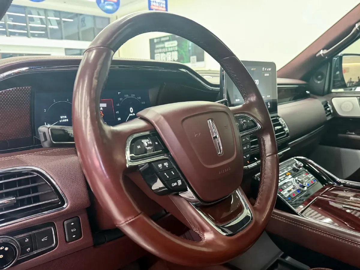 2020 Lincoln Navigator 3.5T 388HP V6 10AT,autocango,china used car exporter,china ev exporter,chinese used car exporter,chinese used ev exporter