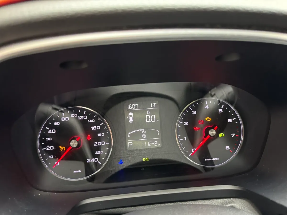 2018 Roewe RX5 1.5T 169HP L4 7DCT,autocango,china used car exporter,china ev exporter,chinese used car exporter,chinese used ev exporter