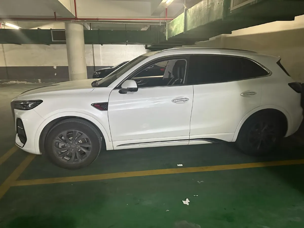 2023 HongQi HS5 2.0T 252HP L4 8AT,autocango,china used car exporter,china ev exporter,chinese used car exporter,chinese used ev exporter