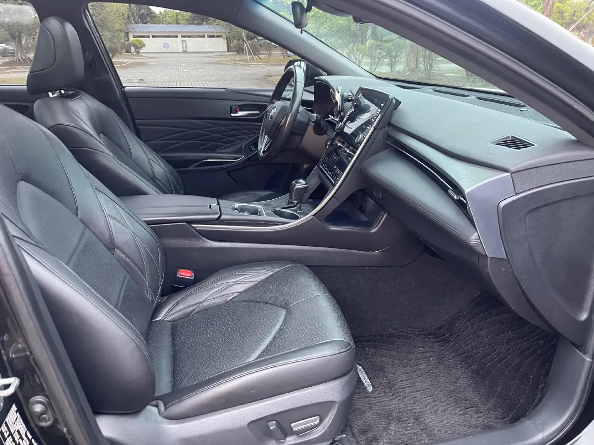 2019 Toyota Avalon 2.5L 178HP L4 E-CVT Hybrid,autocango,china used car exporter,china ev exporter,chinese used car exporter,chinese used ev exporter