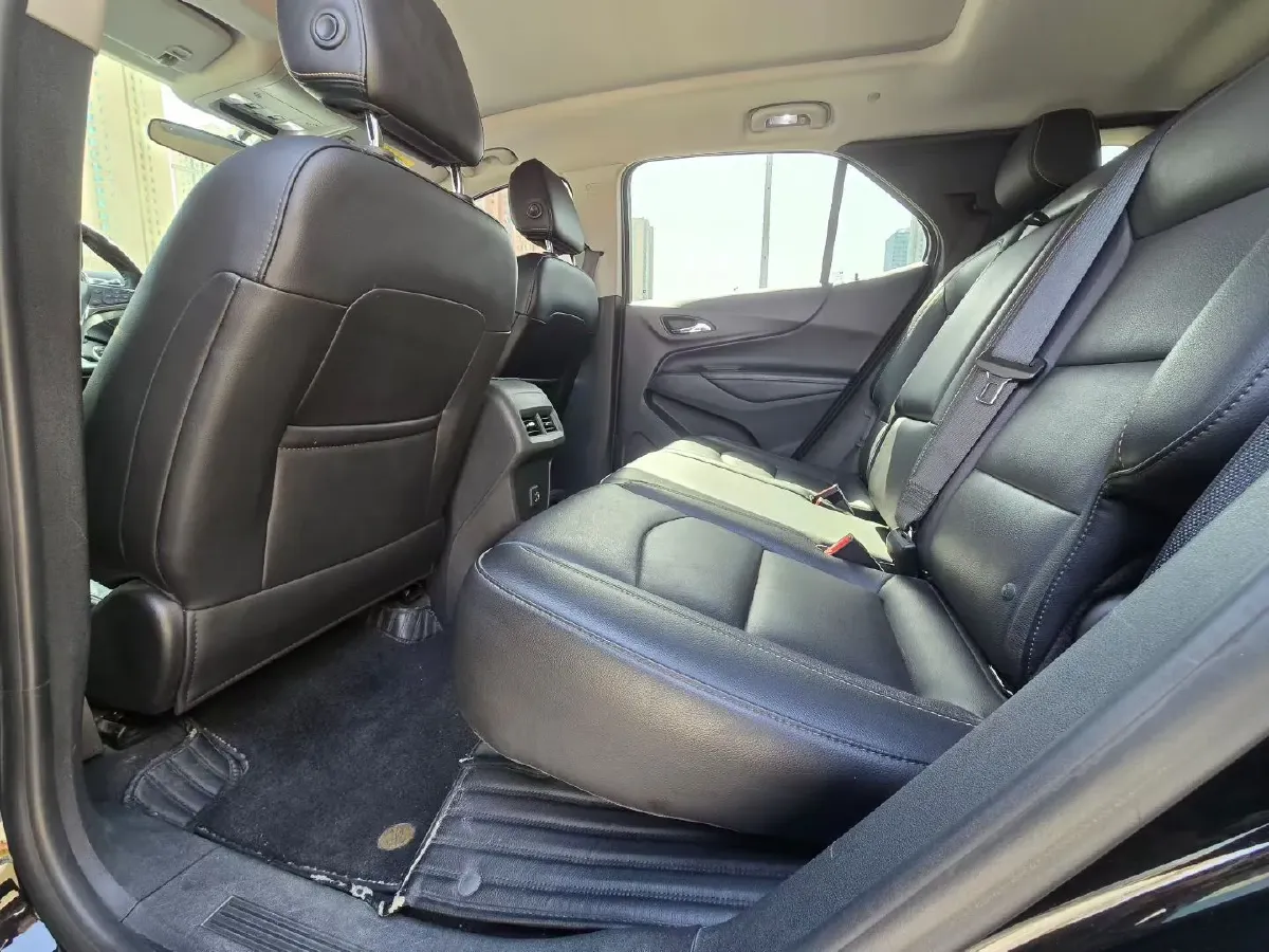 2019 Chevrolet Equinox 1.5T 169HP L4 6AT,autocango,china used car exporter,china ev exporter,chinese used car exporter,chinese used ev exporter