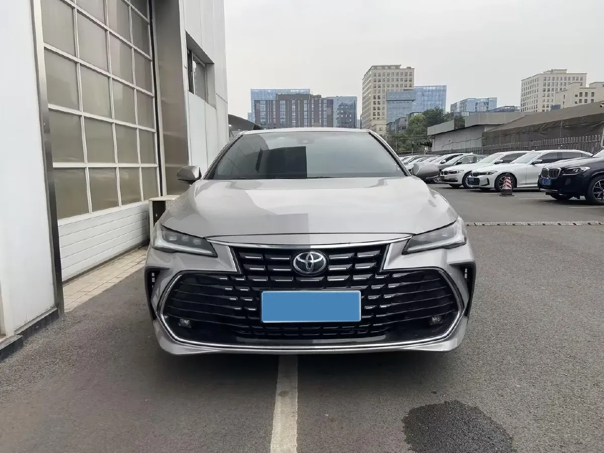 2022 Toyota Avalon 2.0L 178HP L4 CVT,autocango,china used car exporter,china ev exporter,chinese used car exporter,chinese used ev exporter