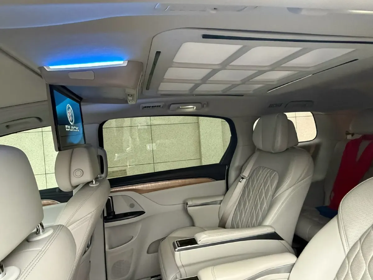 2018 Buick GL8 2.0T 260HP L4 6AT,autocango,china used car exporter,china ev exporter,chinese used car exporter,chinese used ev exporter