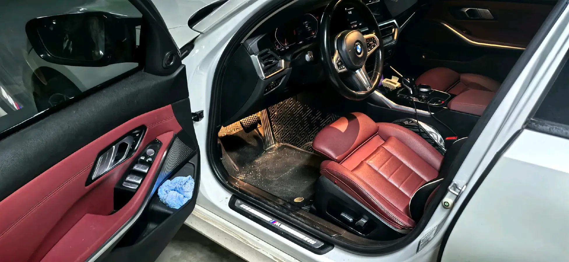 2021 BMW 3 Series 2.0T 156HP L4 8AT,autocango,china used car exporter,china ev exporter,chinese used car exporter,chinese used ev exporter