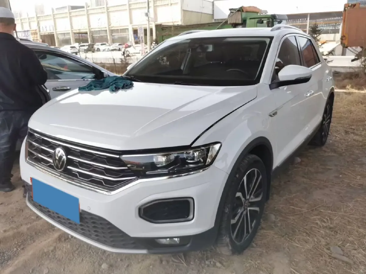 2022 Volkswagen T-Roc 1.4T 150HP L4 7DCT,autocango,china used car exporter,china ev exporter,chinese used car exporter,chinese used ev exporter