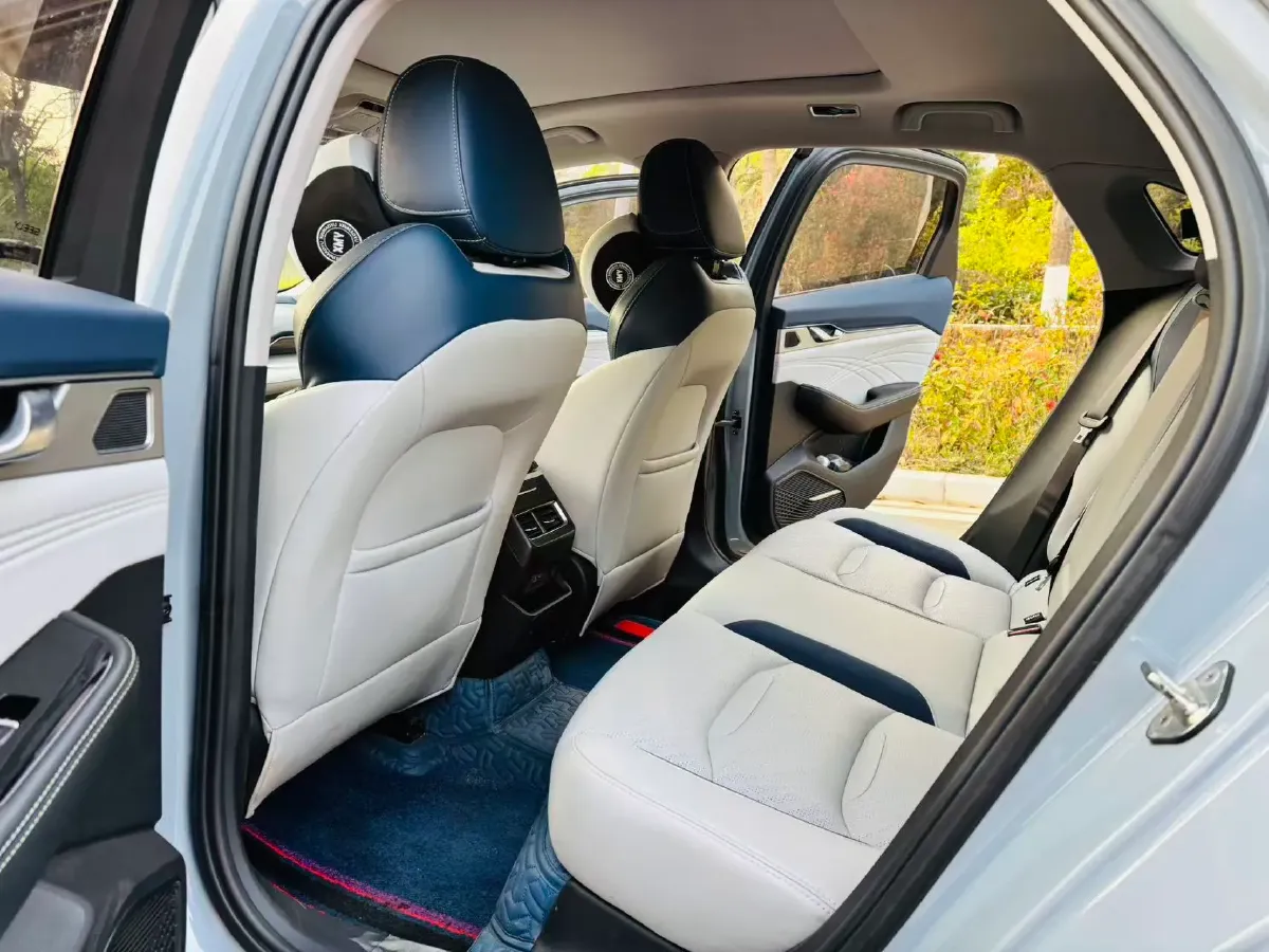 2021 Geely Preface 2.0T 190HP L4 7DCT,autocango,china used car exporter,china ev exporter,chinese used car exporter,chinese used ev exporter