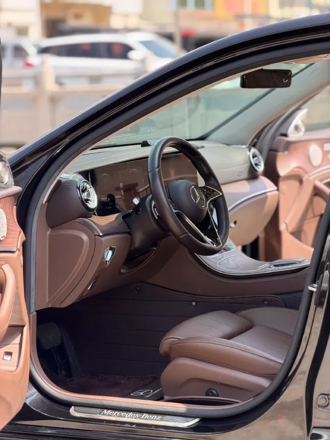 2022 Mercedes-Benz E Class 2.0T 258HP L4 9AT,autocango,china used car exporter,china ev exporter,chinese used car exporter,chinese used ev exporter