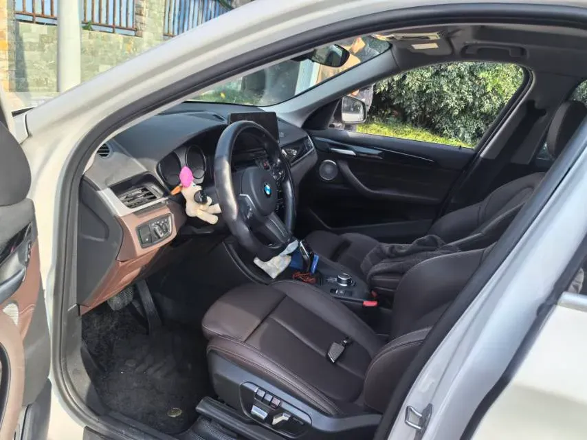 2022 BMW X1 2.0T 192HP L4 7DCT,autocango,china used car exporter,china ev exporter,chinese used car exporter,chinese used ev exporter