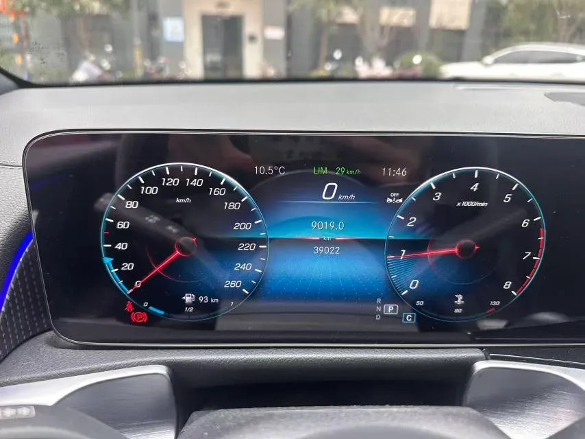 2023 Mercedes-Benz GLB Class 2.0T 190HP L4 8DCT,autocango,china used car exporter,china ev exporter,chinese used car exporter,chinese used ev exporter