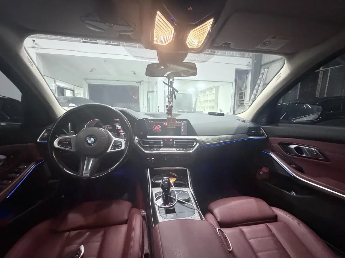 2021 BMW 3 Series 2.0T 184HP L4 8AT,autocango,china used car exporter,china ev exporter,chinese used car exporter,chinese used ev exporter