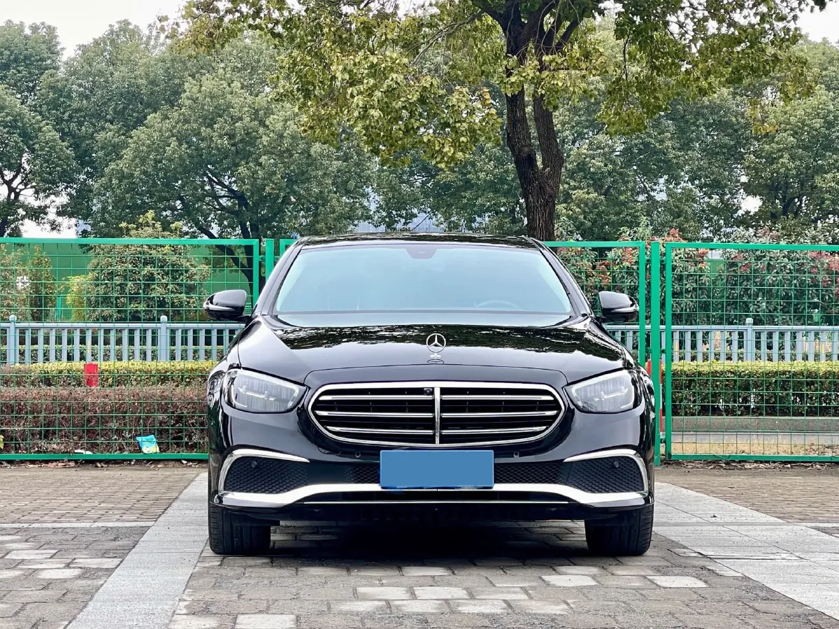 2023 Mercedes-Benz E Class 2.0T 258HP L4 9AT,autocango,china used car exporter,china ev exporter,chinese used car exporter,chinese used ev exporter