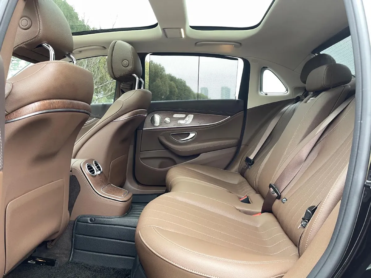 2023 Mercedes-Benz E Class 2.0T 258HP L4 9AT,autocango,china used car exporter,china ev exporter,chinese used car exporter,chinese used ev exporter