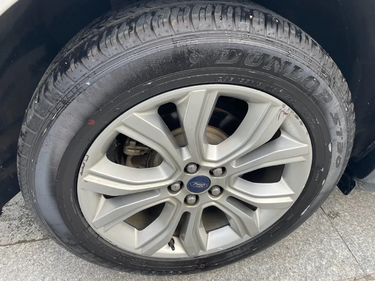 2020 Ford Edge 2.0T 245HP L4 8AT,autocango,china used car exporter,china ev exporter,chinese used car exporter,chinese used ev exporter