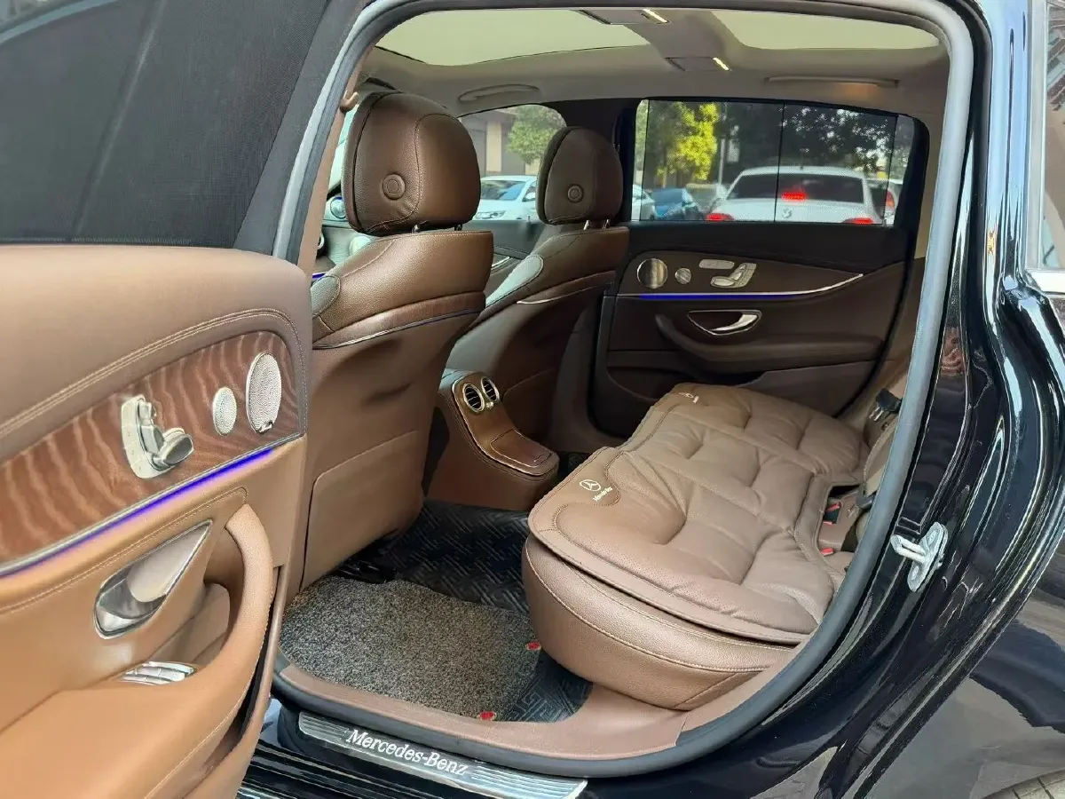 2022 Mercedes-Benz E Class 2.0T 258HP L4 9AT,autocango,china used car exporter,china ev exporter,chinese used car exporter,chinese used ev exporter