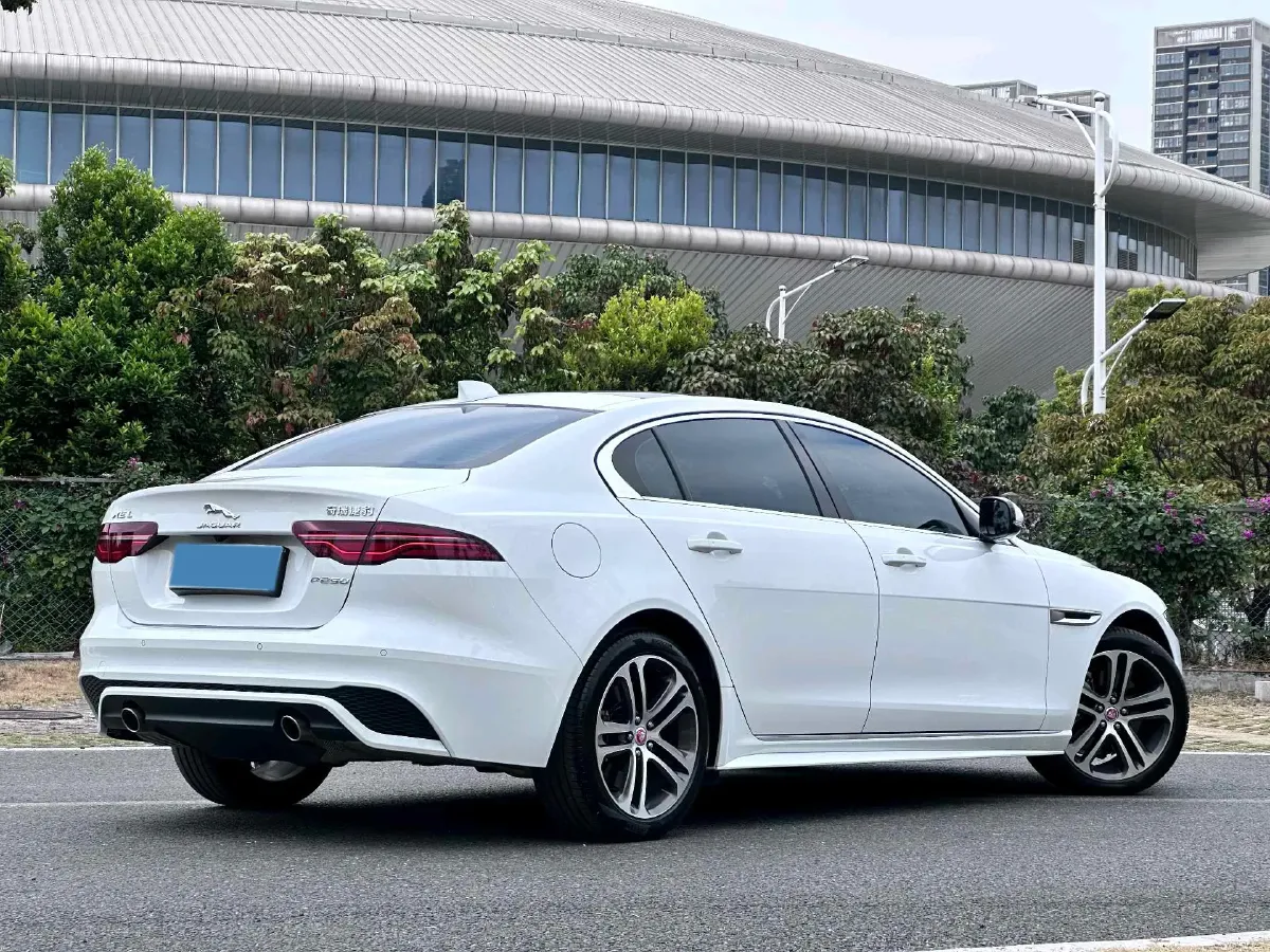 2024 Jaguar XEL 2.0T 250HP L4 8AT,autocango,china used car exporter,china ev exporter,chinese used car exporter,chinese used ev exporter