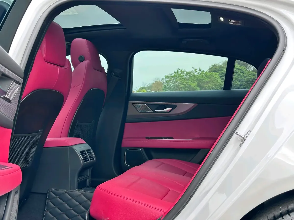 2024 Jaguar XEL 2.0T 250HP L4 8AT,autocango,china used car exporter,china ev exporter,chinese used car exporter,chinese used ev exporter